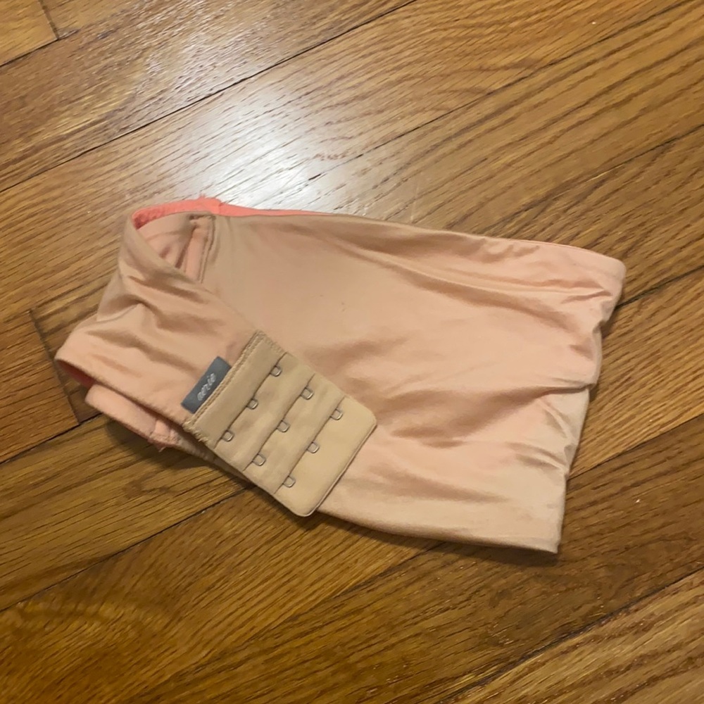 NEVER WORN Aerie strapless bra 34D